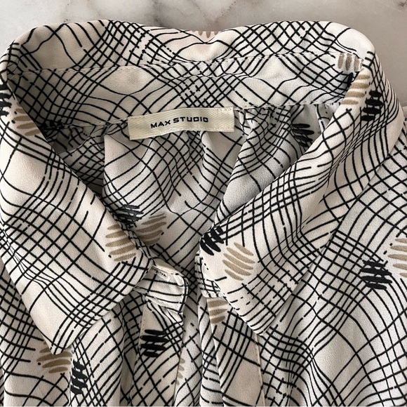 Max Studio Long Sleeves Ruffle Details Printed Blouse Top Sz Medium Beige - Picture 9 of 10